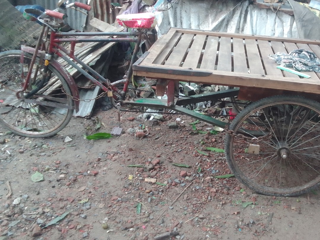 স্টিলের এক্সেল বডি কিছু মাস হয়েছে বানানো