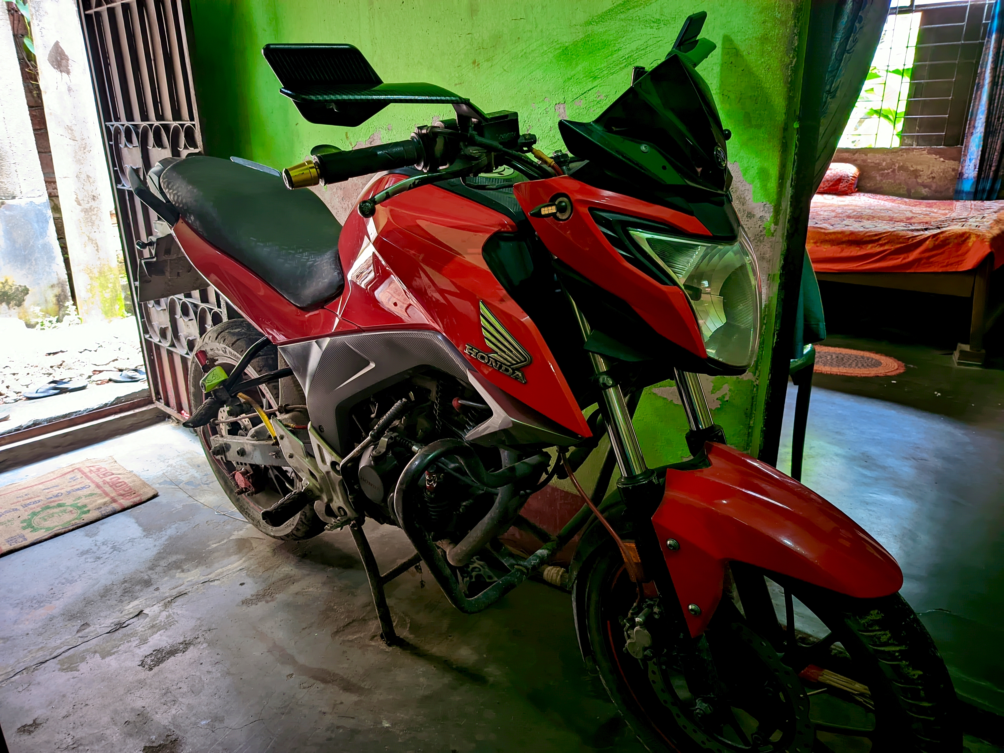 Honda Hornet 160r DD