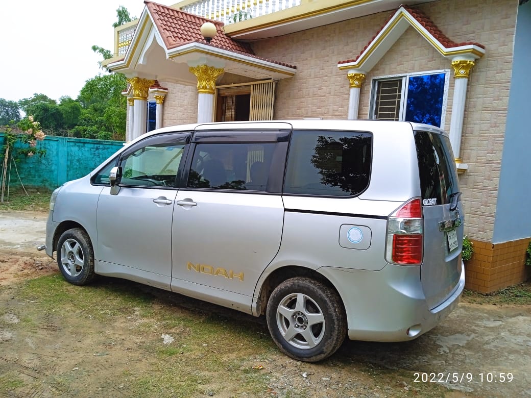 Toyota Noah X 2007 – For Sale